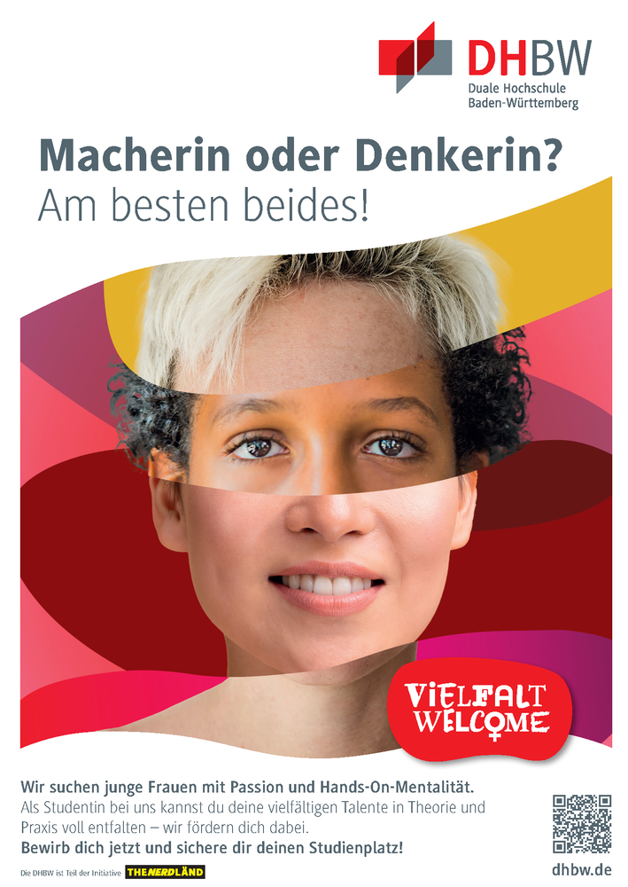 Plakat der DHBW für Studentinnen mit dem Slogan Macherin oder Denkerin, am besten beides!